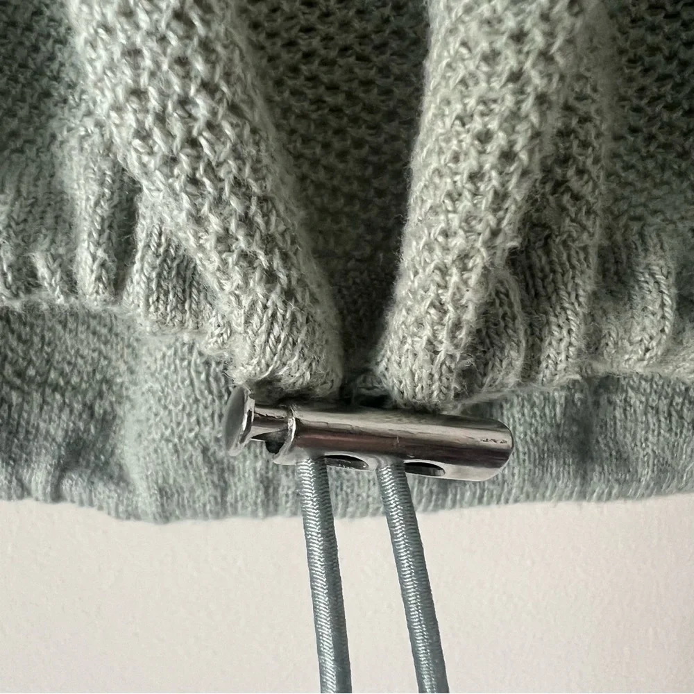 Forever 21 Sage Green Cropped Drawstring Top - Picture 3 of 8